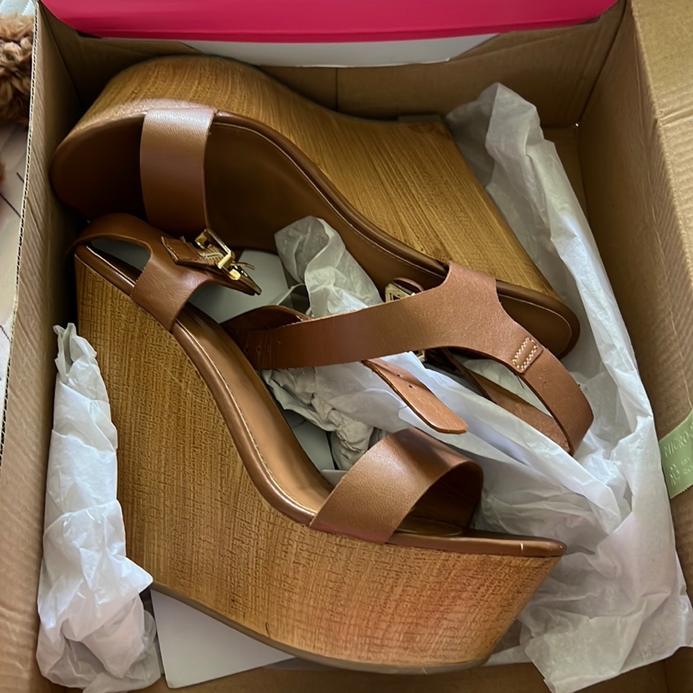 Brown wedges